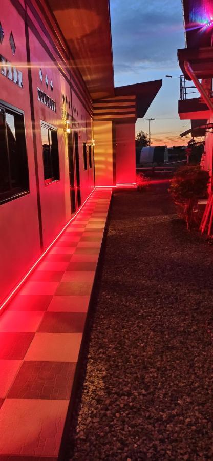 Hotel Touch The Wind Chaiyaphum Esterno foto