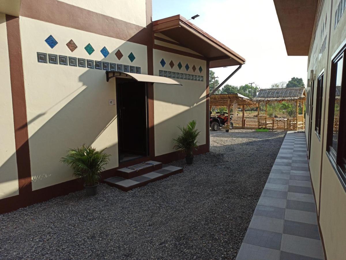 Hotel Touch The Wind Chaiyaphum Esterno foto